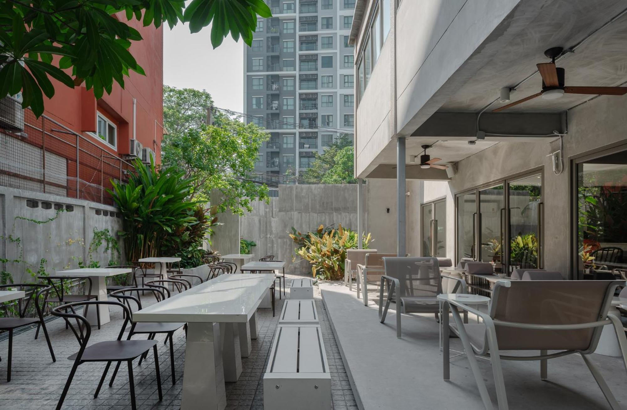 Nidhra Boutique Hotel Bangkok Sukhumvit Esterno foto