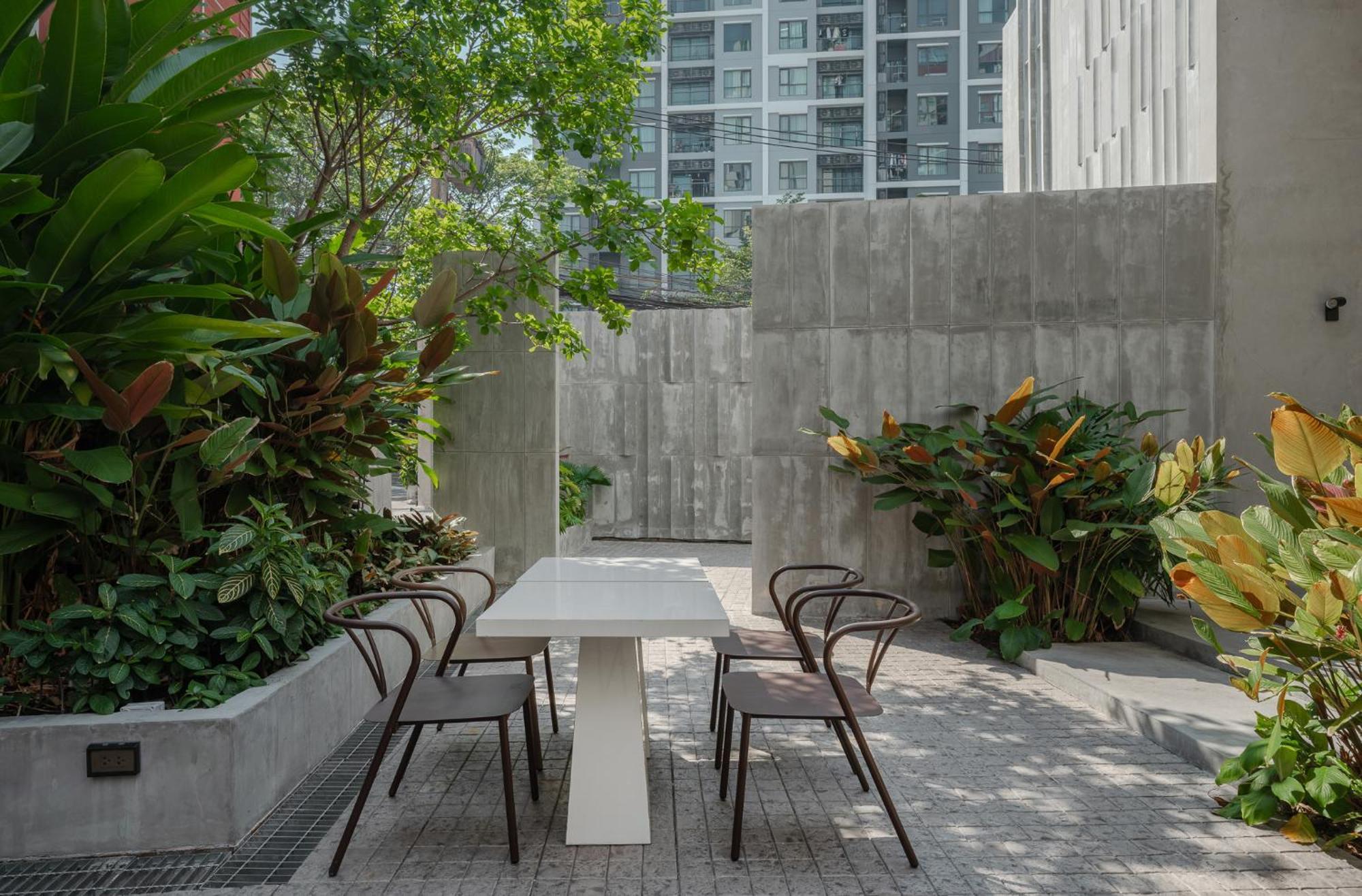 Nidhra Boutique Hotel Bangkok Sukhumvit Esterno foto