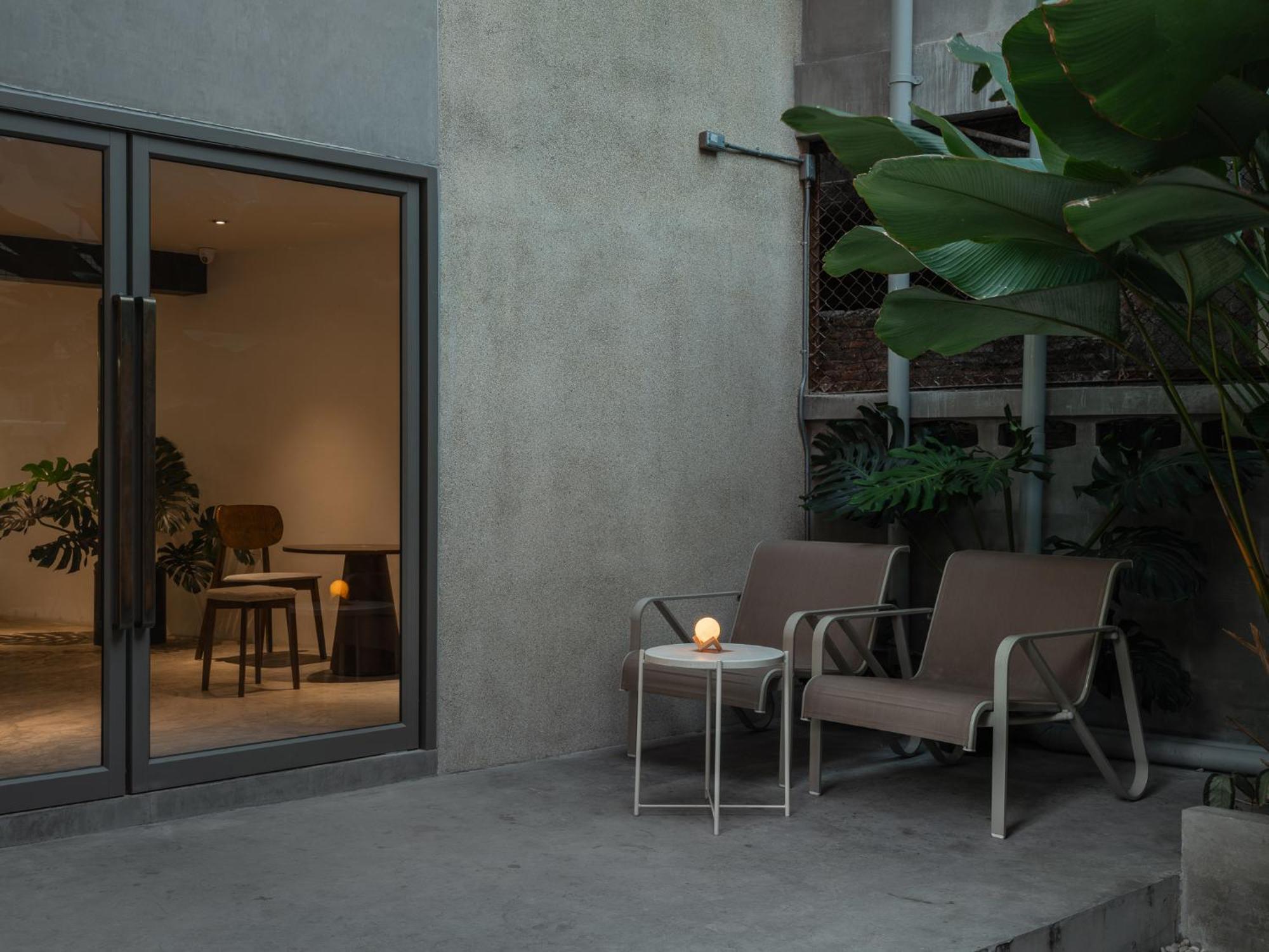 Nidhra Boutique Hotel Bangkok Sukhumvit Esterno foto